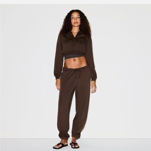 SKIMS Chocolate Brown Sweatpants